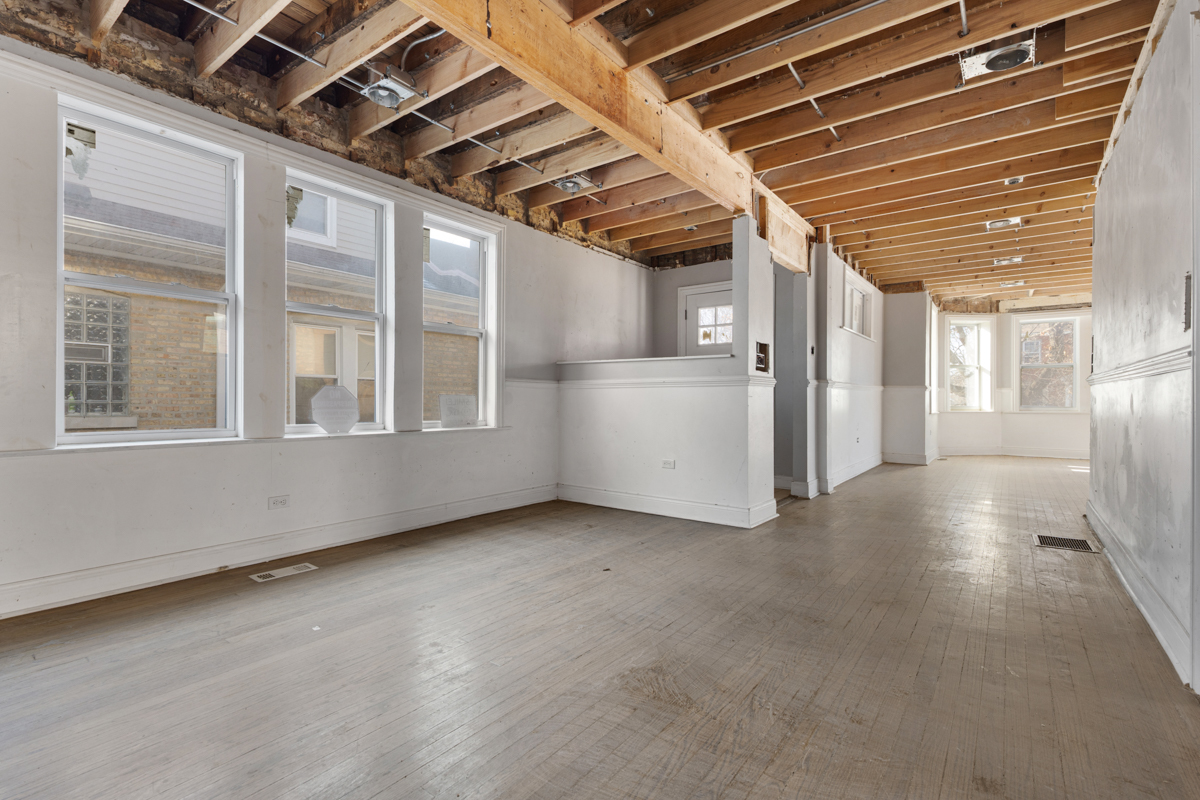 8145 S Euclid Avenue