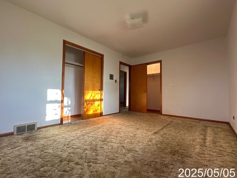 Tiny photo for 9276 N Western Avenue, Des Plaines, IL 60016 (MLS # 12358365)