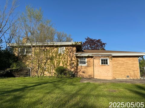 Tiny photo for 9276 N Western Avenue, Des Plaines, IL 60016 (MLS # 12358365)