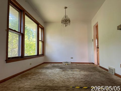 Tiny photo for 9276 N Western Avenue, Des Plaines, IL 60016 (MLS # 12358365)