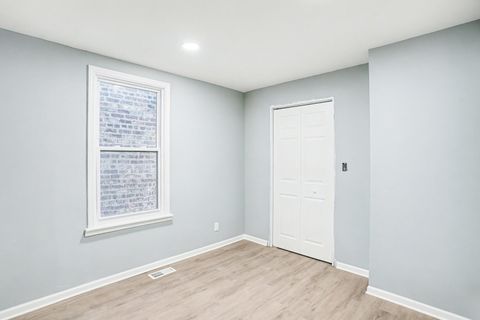 Tiny photo for 6954 S Prairie Avenue, Chicago, IL 60637 (MLS # 12528396)