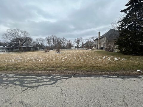 17W363 White Pine Road Addison IL 60101