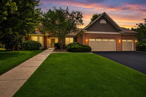 Photo of 3211 Kendall Crossing, Johnsburg, IL 60051 (MLS # 12718550)