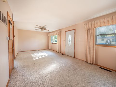 Tiny photo for 615 Best Avenue, DeKalb, IL 60115 (MLS # 12493252)