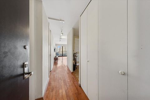 Tiny photo for 2020 N Lincoln Park West #14B, Chicago, IL 60614 (MLS # 12560044)