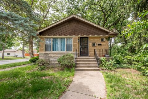 Photo of 14446 Minerva Avenue, Dolton, IL 60419 (MLS # 12670930)