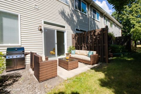 Tiny photo for 1409 Doolittle Lane #1409, Grayslake, IL 60030 (MLS # 12457322)