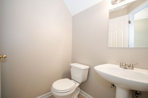 Tiny photo for 1409 Doolittle Lane #1409, Grayslake, IL 60030 (MLS # 12457322)