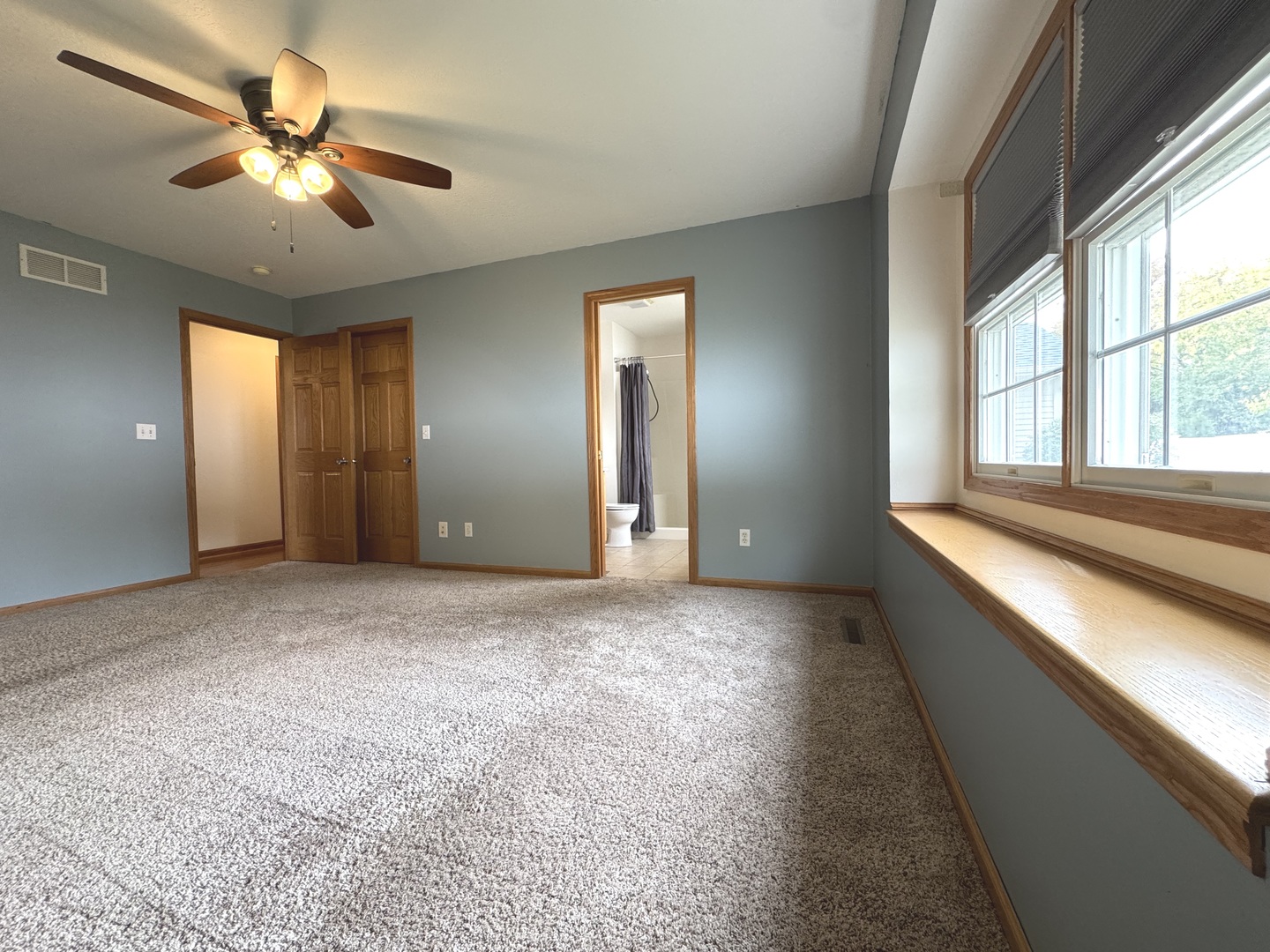 Bradley, Illinois 60915, United States, 3 Bedrooms Bedrooms, ,3 BathroomsBathrooms,Residential,Active,234923