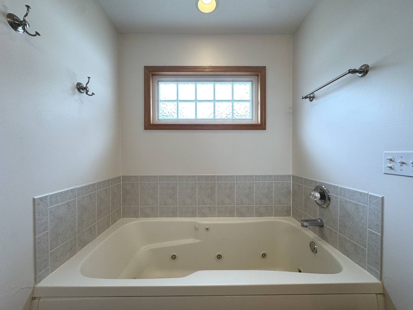 Bradley, Illinois 60915, United States, 3 Bedrooms Bedrooms, ,3 BathroomsBathrooms,Residential,Active,234923