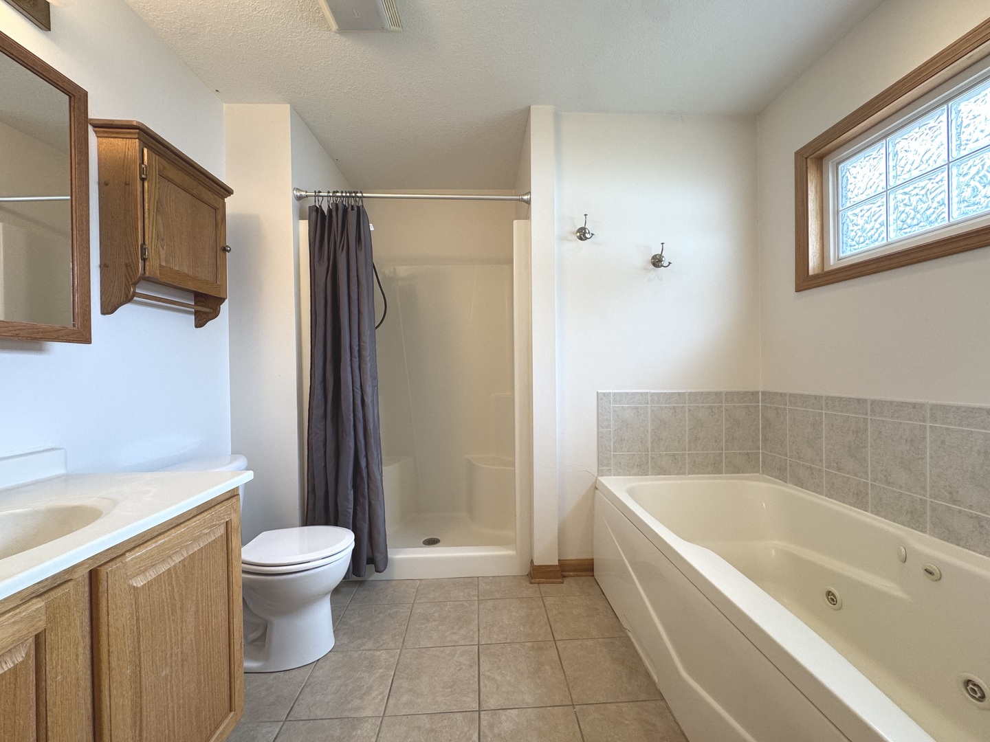 Bradley, Illinois 60915, United States, 3 Bedrooms Bedrooms, ,3 BathroomsBathrooms,Residential,Active,234923