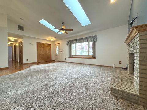 Tiny photo for 529 Suzanne Avenue, Bradley, IL 60915 (MLS # 12505560)