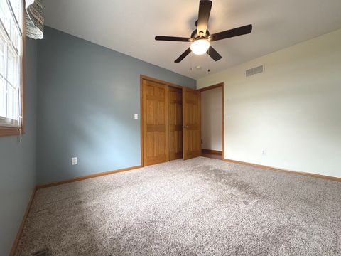 Tiny photo for 529 Suzanne Avenue, Bradley, IL 60915 (MLS # 12505560)