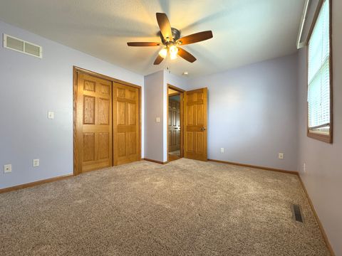 Tiny photo for 529 Suzanne Avenue, Bradley, IL 60915 (MLS # 12505560)