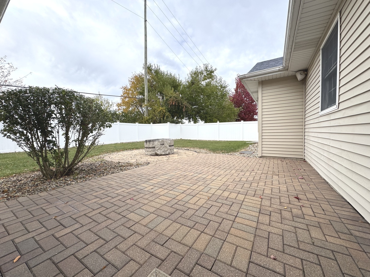 Bradley, Illinois 60915, United States, 3 Bedrooms Bedrooms, ,3 BathroomsBathrooms,Residential,Active,234923