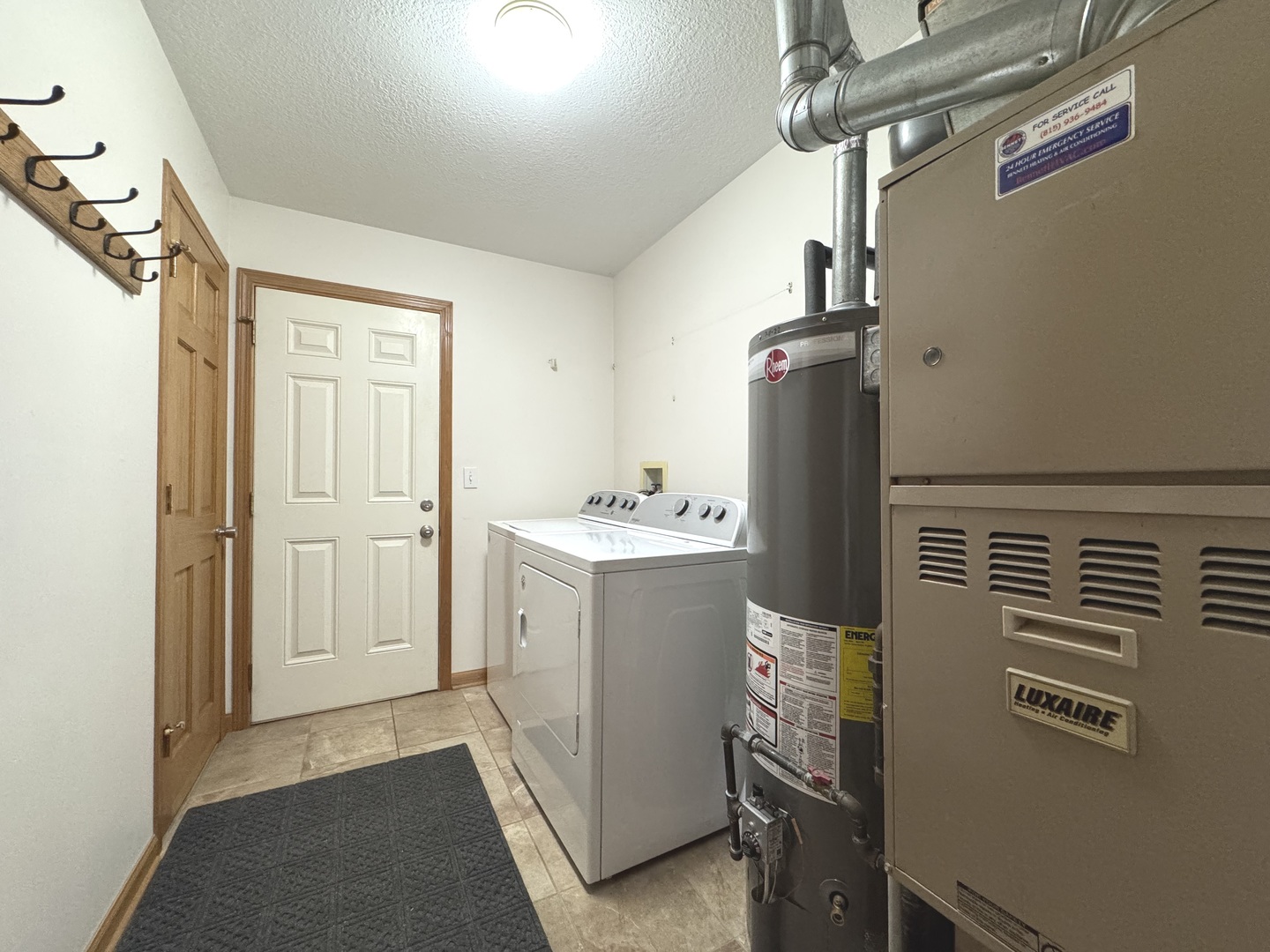 Bradley, Illinois 60915, United States, 3 Bedrooms Bedrooms, ,3 BathroomsBathrooms,Residential,Active,234923