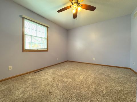Tiny photo for 529 Suzanne Avenue, Bradley, IL 60915 (MLS # 12505560)