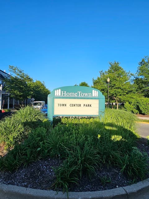 Tiny photo for 783 Four Seasons Boulevard, Aurora, IL 60504 (MLS # 12656047)
