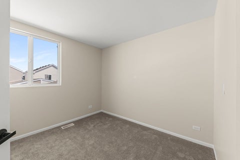 Tiny photo for 783 Four Seasons Boulevard, Aurora, IL 60504 (MLS # 12656047)