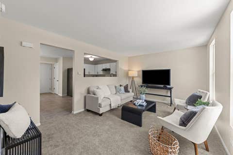 Tiny photo for 783 Four Seasons Boulevard, Aurora, IL 60504 (MLS # 12656047)