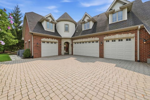 Tiny photo for 105 Forest Edge Drive, Palos Park, IL 60464 (MLS # 12729119)