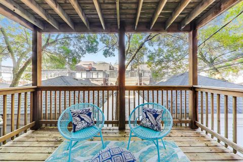 Tiny photo for 1326 W Belmont Avenue #1E, Chicago, IL 60657 (MLS # 12478440)