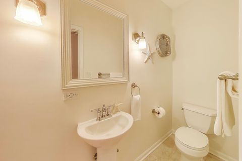 Tiny photo for 1326 W Belmont Avenue #1E, Chicago, IL 60657 (MLS # 12478440)