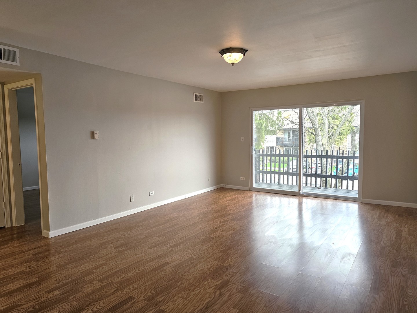 4B Kingery Quarter 206