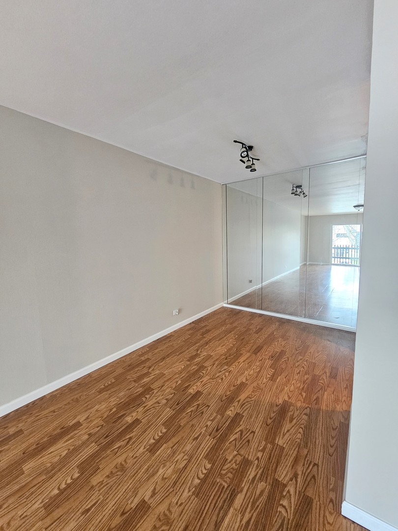 4B Kingery Quarter 206