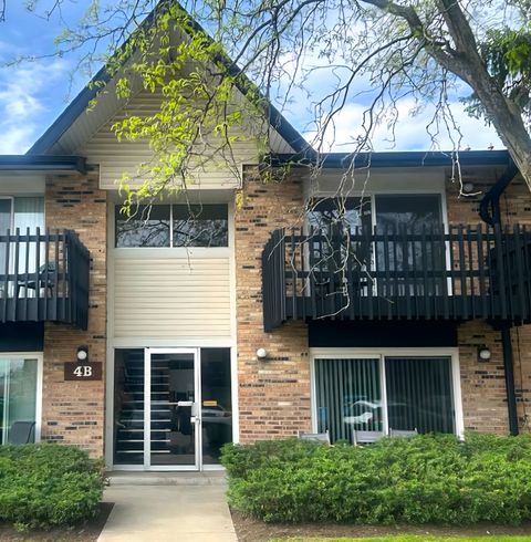 4B Kingery Quarter 206 Willowbrook IL 60527