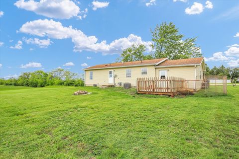 Tiny photo for 841 S High Street, Paxton, IL 60957 (MLS # 12631409)