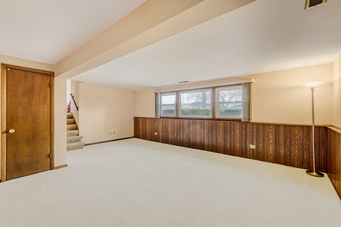 Tiny photo for 602 E Weathersfield Way, Schaumburg, IL 60193 (MLS # 12589465)