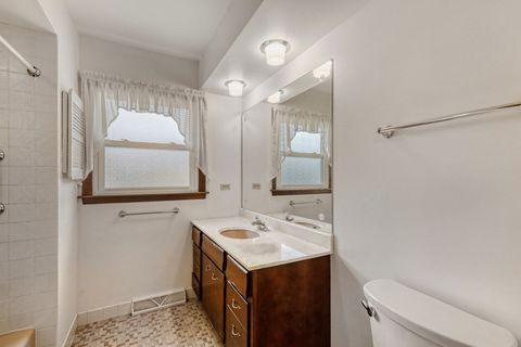 Tiny photo for 602 E Weathersfield Way, Schaumburg, IL 60193 (MLS # 12589465)