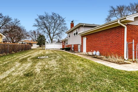 Tiny photo for 602 E Weathersfield Way, Schaumburg, IL 60193 (MLS # 12589465)