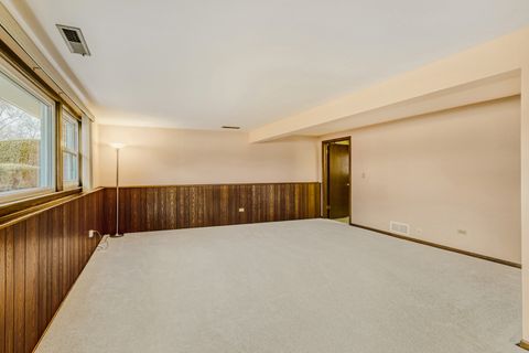 Tiny photo for 602 E Weathersfield Way, Schaumburg, IL 60193 (MLS # 12589465)