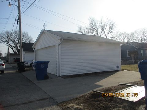 Tiny photo for 1412 13th Street, Moline, IL 61265 (MLS # 12587022)