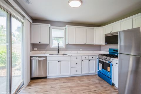 Tiny photo for Streamwood, IL 60107 (MLS # 12482429)