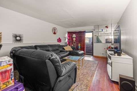 Tiny photo for 532 E Devon Avenue, Roselle, IL 60172 (MLS # 12509604)