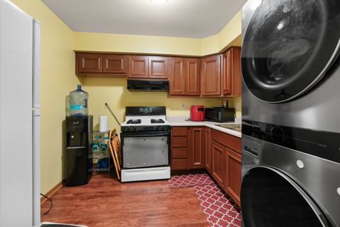 Tiny photo for 532 E Devon Avenue, Roselle, IL 60172 (MLS # 12509604)