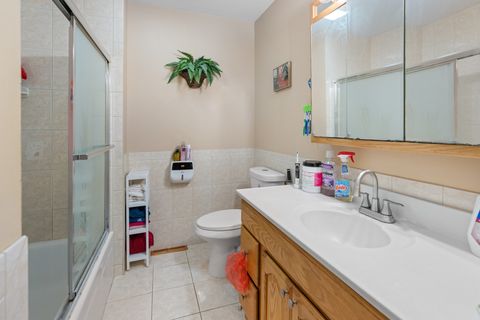 Tiny photo for 532 E Devon Avenue, Roselle, IL 60172 (MLS # 12509604)