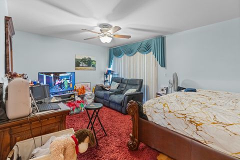 Tiny photo for 532 E Devon Avenue, Roselle, IL 60172 (MLS # 12509604)