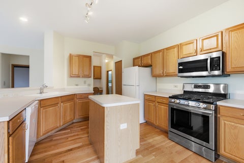 Tiny photo for 623 Saugatuk Circle, Romeoville, IL 60446 (MLS # 12766670)