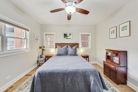 Tiny photo for 1429 W Henderson Street #1, Chicago, IL 60657 (MLS # 12491723)