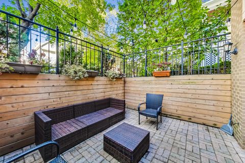 Tiny photo for 1429 W Henderson Street #1, Chicago, IL 60657 (MLS # 12491723)