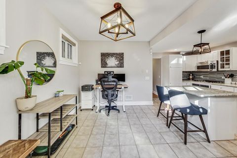 Tiny photo for 1429 W Henderson Street #1, Chicago, IL 60657 (MLS # 12491723)