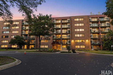 Photo of 1840 Huntington Boulevard #415, Hoffman Estates, IL 60194 (MLS # 12485973)