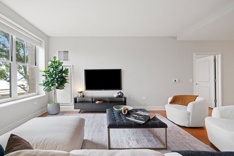 Tiny photo for 850 N Lake Shore Drive #204, Chicago, IL 60611 (MLS # 12573124)