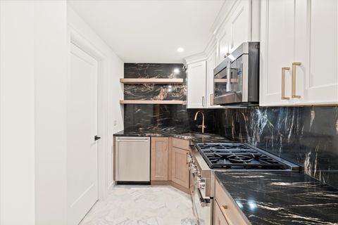 Tiny photo for 9427 Falling Waters Drive, Burr Ridge, IL 60527 (MLS # 12530996)