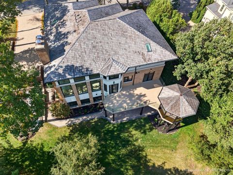 Tiny photo for 9427 Falling Waters Drive, Burr Ridge, IL 60527 (MLS # 12530996)