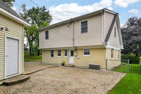 Tiny photo for 701 Willis Street, Glen Ellyn, IL 60137 (MLS # 12723145)